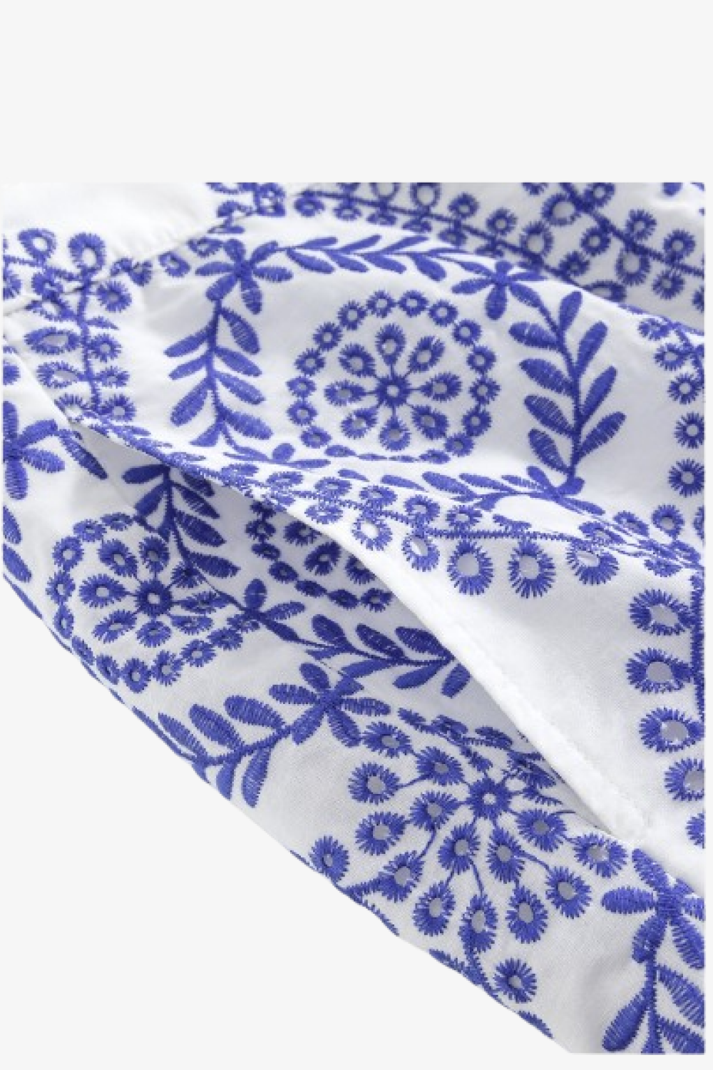 Fine China Embroidery Shorts