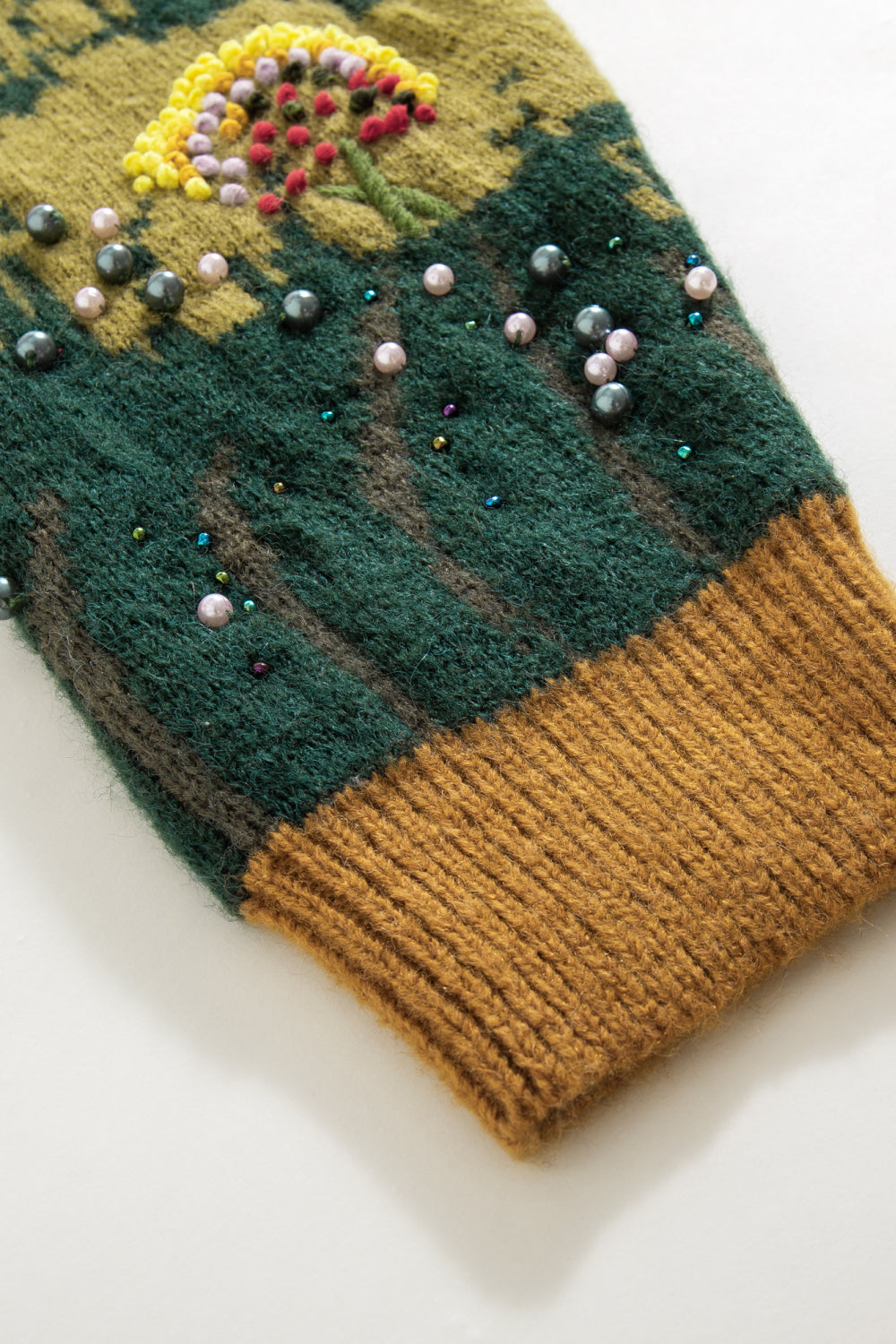 Embroidery Cardigan