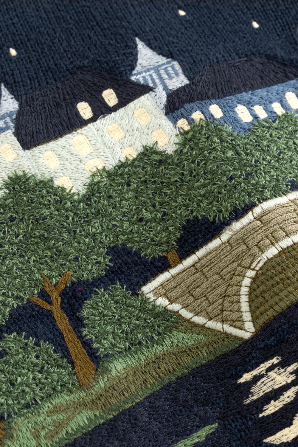 Le Paris Sweater